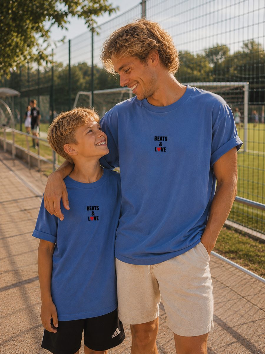 BEATS & LOVE Kids Shirt Blue, Vater mit Sohn